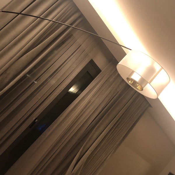 Photo taken at DoubleTree by Hilton Istanbul Esentepe by 7nooo 🇸🇦🇸🇦 on 3/4/2020