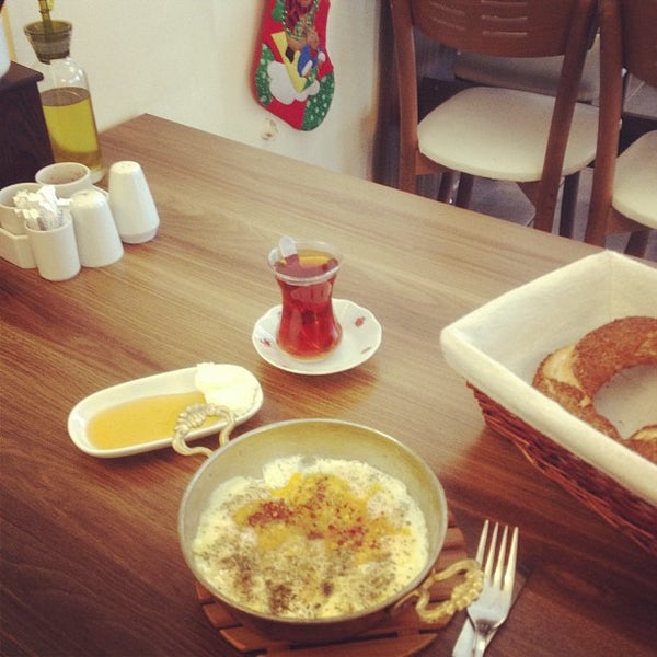 3/8/2013에 Erbil K.님이 Baal Cafe &amp; Breakfast에서 찍은 사진