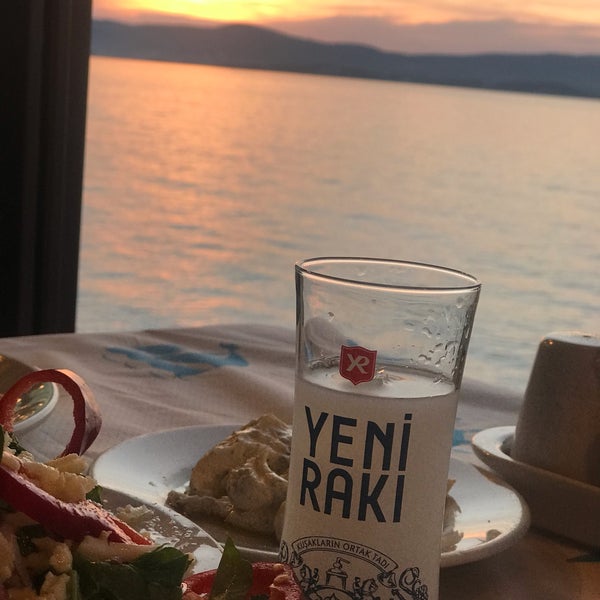 Foto tomada en Altınoluk Kahvaltı &amp; Restaurant  por Eylül Berrin G. el 3/14/2020