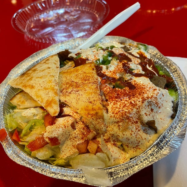 Photo taken at The Halal Guys by Linton W. on 6/21/2022
