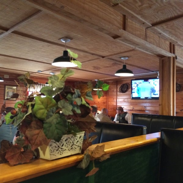 Pizza Bella 8196 E Main St