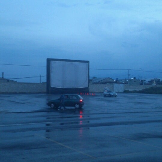 Photo taken at Moonrise Autocinema by Jose J. S. on 7/15/2013