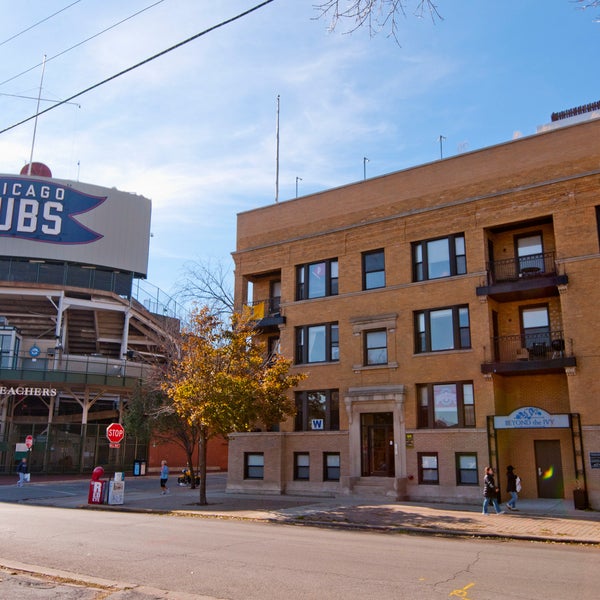 Photo taken at Wrigley Rooftops 1010 by BJB Properties on 5/2/2014