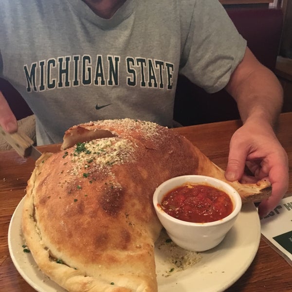 Calzone is huge! It could easily feed 3 people!