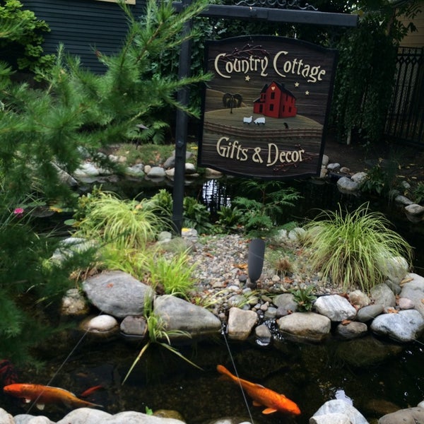 Country Cottage Gifts & Decor Gift Store in Kelowna