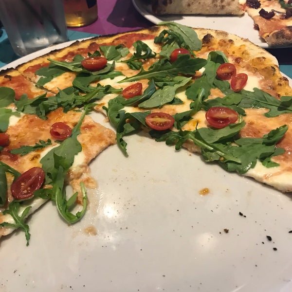 All pizzas are really good, service on point, noise level moderate and price average (Miami Beach median)