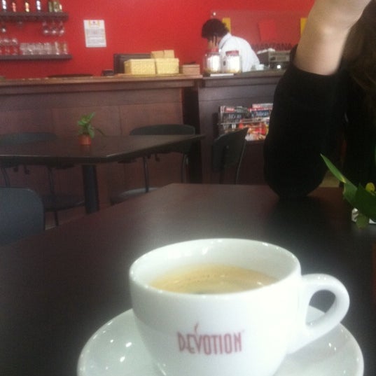 Foto tirada no(a) Café La Manzana por Dunner C. em 12/16/2012