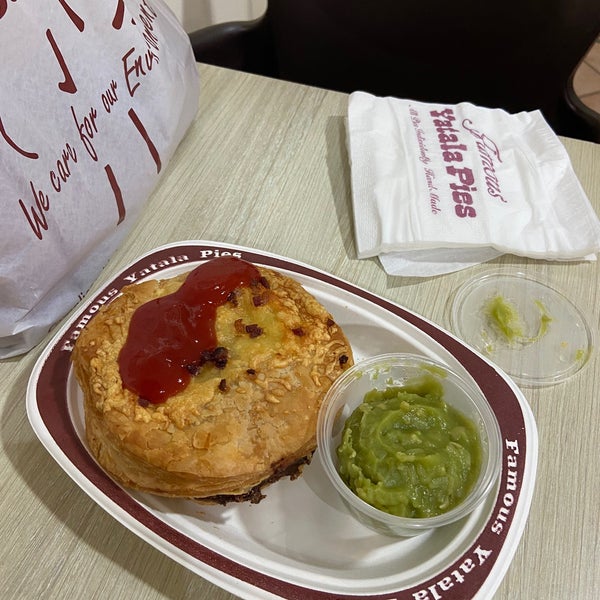 Yatala Pies Pie Shop