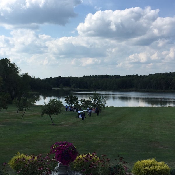 Montdale Country Club 251 Visitors