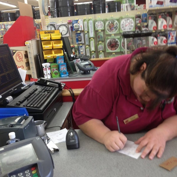 Coles Hardware Inc. Hardware Store in Lewisburg