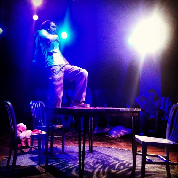 Foto diambil di Cleveland Public Theatre oleh Tricia M. pada 5/4/2013