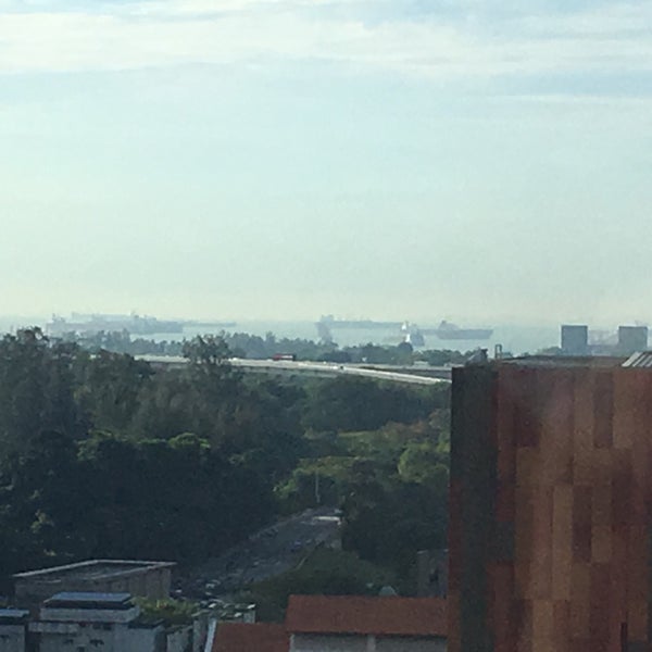 5/23/2016 tarihinde Bou P.ziyaretçi tarafından ibis Singapore on Bencoolen'de çekilen fotoğraf