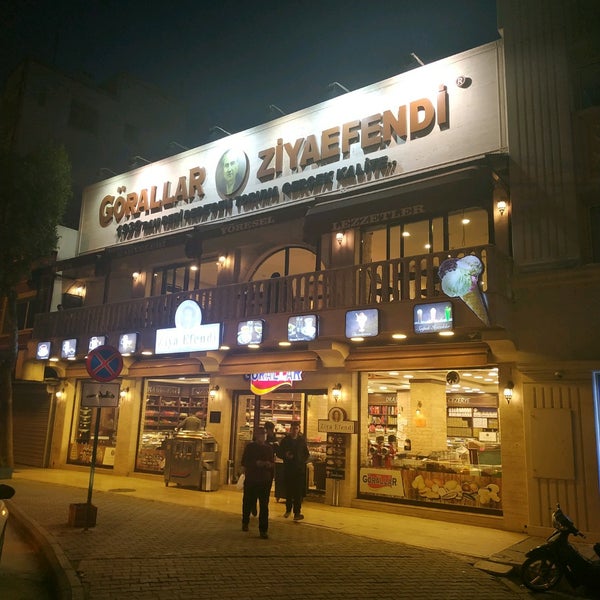 Photo taken at Görallar Ziya Efendi Kahve Dükkanı by Recep Ş. on 12/12/2021