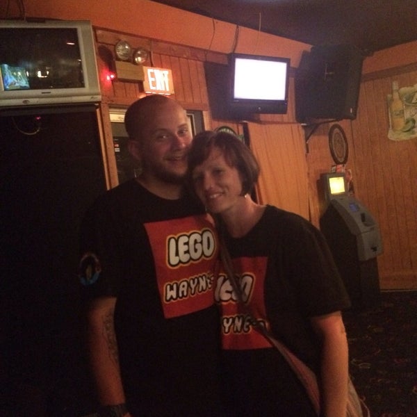 8/24/2014 tarihinde Missy R.ziyaretçi tarafından US-12 Bar &amp; Grill'de çekilen fotoğraf