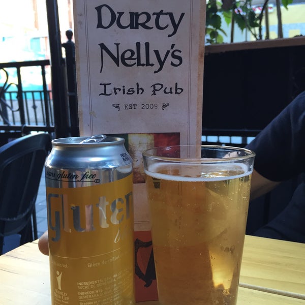 Photo taken at Durty Nelly&#39;s Authentic Irish Pub by Sylvia on 8/14/2015