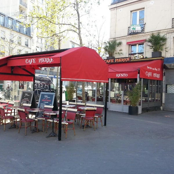 6/3/2013 tarihinde Emilie D.ziyaretçi tarafından Café Pierre'de çekilen fotoğraf