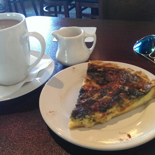 Photo taken at Burns Court Cafe by Marcus M. on 11/6/2013