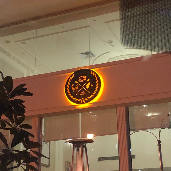 1/5/2020 tarihinde أمـير _ Ameer©️ ♈.ziyaretçi tarafından CHAMONIX CAFE'de çekilen fotoğraf