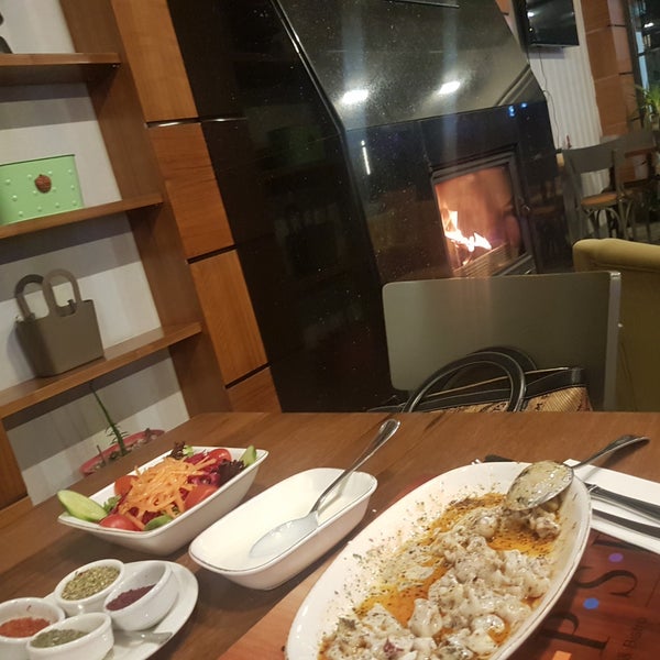1/10/2018 tarihinde Tuğba E.ziyaretçi tarafından Gupse Cafe/Restoran'de çekilen fotoğraf