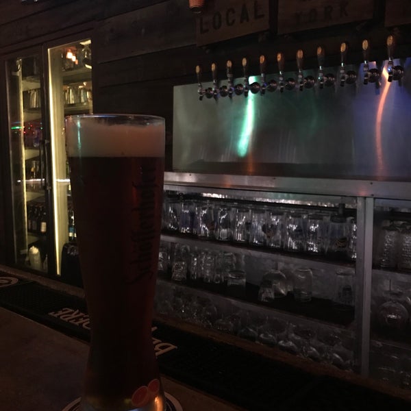 Foto scattata a Brooklyn Tap House da Al W. il 1/11/2018