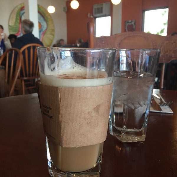 Daisy Cafe & Cupcakery Cupcake Shop