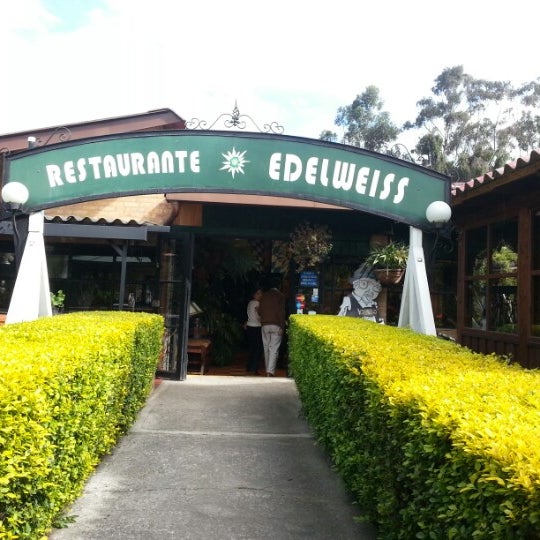 12/25/2012 tarihinde Diego M.ziyaretçi tarafından Restaurante Edelweiss'de çekilen fotoğraf