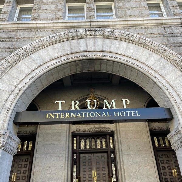 6/23/2021 tarihinde Ali A.ziyaretçi tarafından Trump International Hotel Washington D.C.'de çekilen fotoğraf
