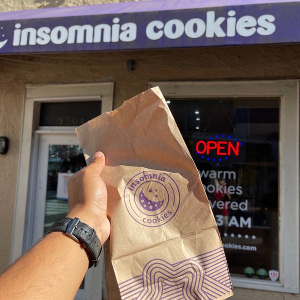 Insomnia Cookies Dessert Shop In Georgetown