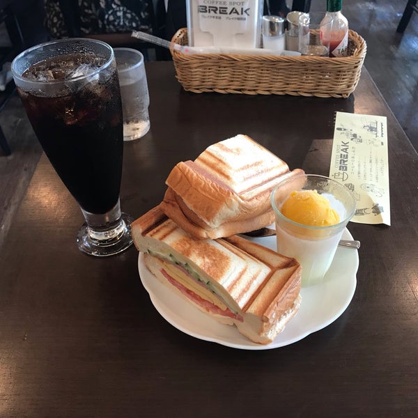 Photos At ブレイク植田 Cafe