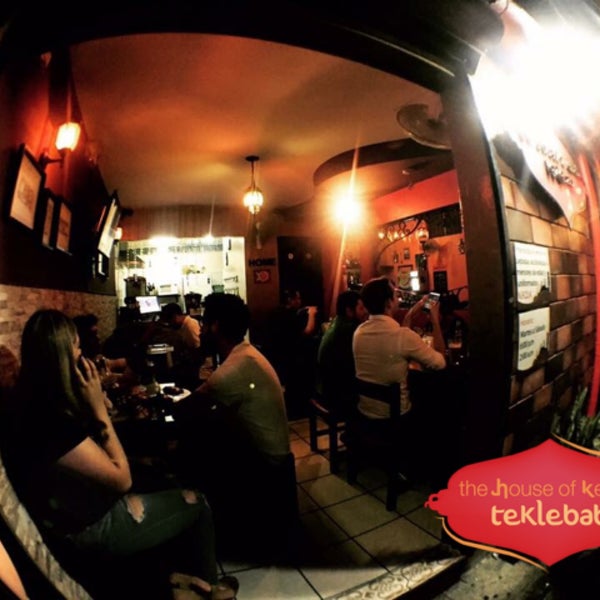Снимок сделан в Teklebab / The House of Kebab пользователем Nilsa S. 11/2/2015