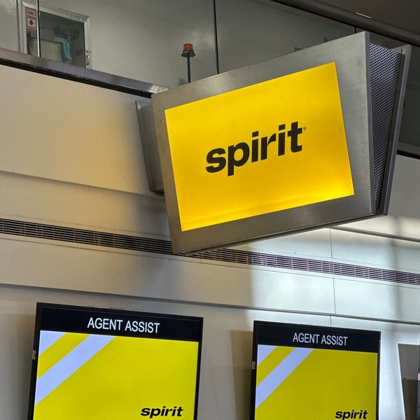 Spirit Airlines Ticket Counter Terminal 1