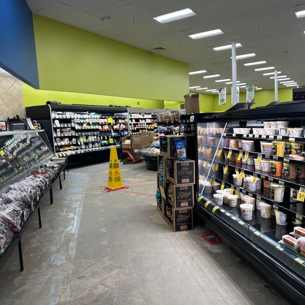 Safeway Grocery Store in Kapaa