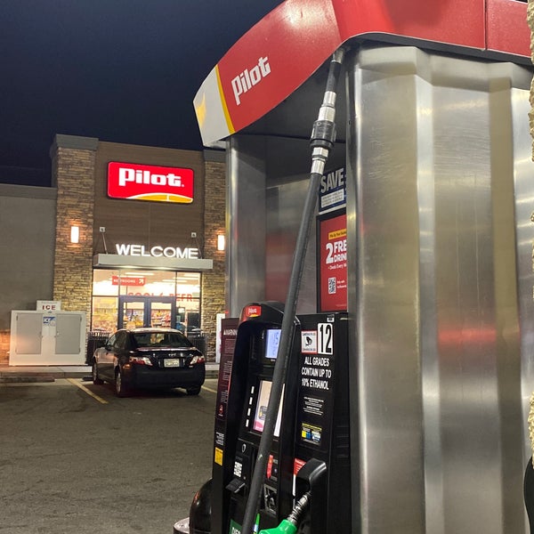 Pilot Travel Centers 13 tips from 2216 visitors