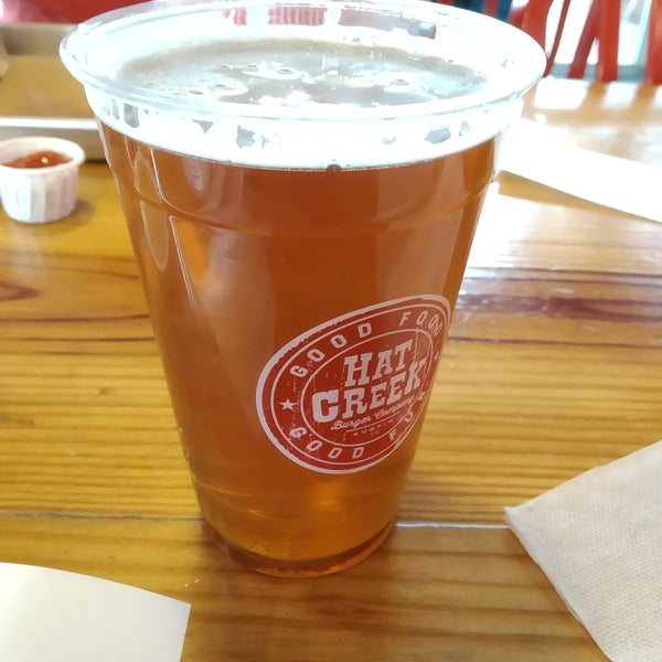 Photo taken at Hat Creek Burger Co. by Joakim H. on 3/3/2019