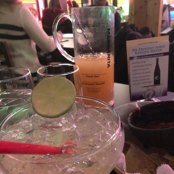 2/10/2018にTodd P.がCesar&#39;s Killer Margaritasで撮った写真