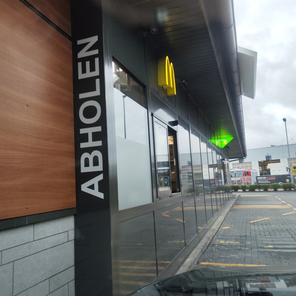 McDonald's - Kaiserslautern에서 패스트푸드 식당일