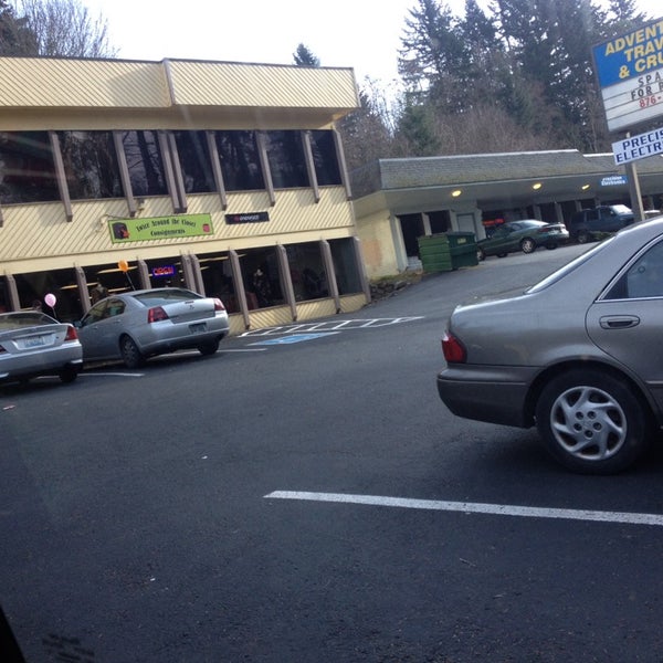 Twice Around The Closet 585 Bethel Ave Twice Around The Closet 585 Bethel Ave