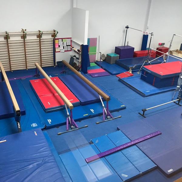 Elite sports. Спортивный комплекс на Егорова. Гамово спортивный комплекс. Спортивный комплекс Катуар. Спортивный комплекс рояль.