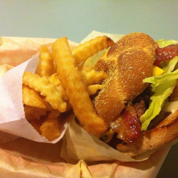 Beef n Bun Fletcher Hills El Cajon, CA