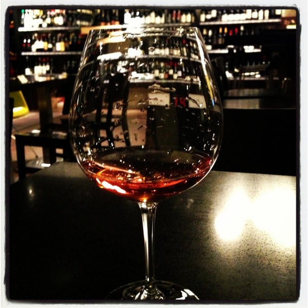 Drop Shop Wine Bar in Lipótváros