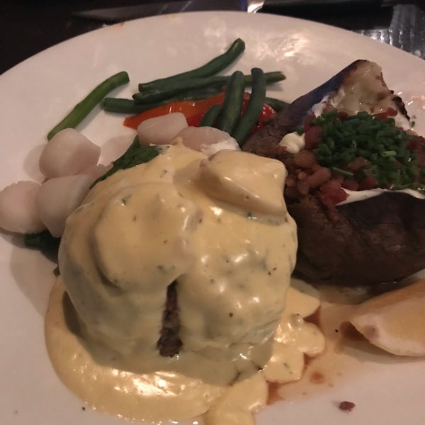 Photo taken at The Keg Steakhouse + Bar - Yaletown by Cory S. on 10/25/2018