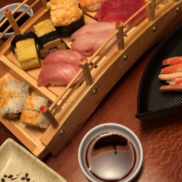 Foto diambil di Banzai Sushi oleh A.✨ pada 10/31/2020