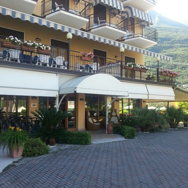 Foto scattata a Hotel Benacus da Hotel Benacus M. il 6/12/2013