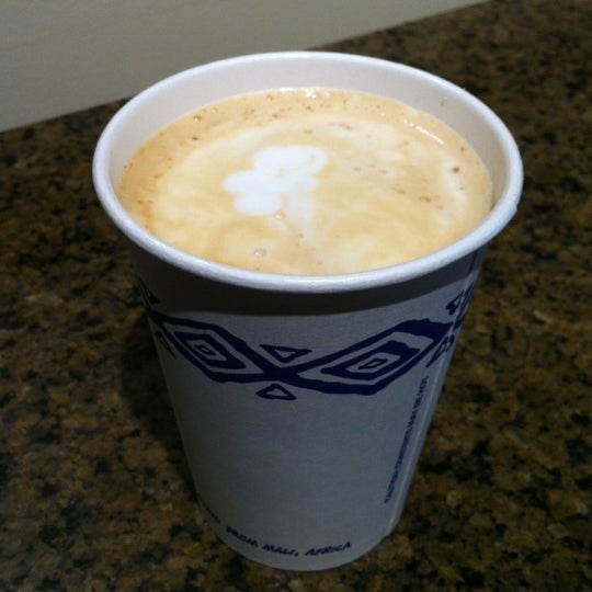 Das Foto wurde bei Peet&#39;s Coffee &amp; Tea von Masashi S. am 10/29/2012 aufgenommen