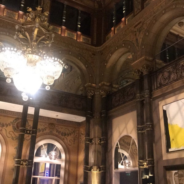 Foto tirada no(a) Hilton Paris Opéra por SIRÈNE🧜‍♀️🕊 em 1/9/2020