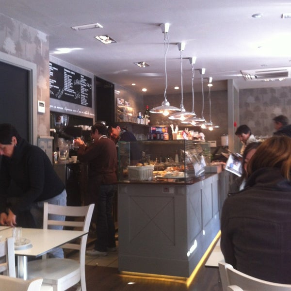 3/14/2013にLayers M.がNIM Cafèで撮った写真