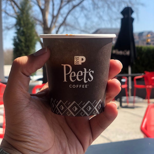 4/5/2021 tarihinde Jamal A.ziyaretçi tarafından Peet&#39;s Coffee &amp; Tea'de çekilen fotoğraf