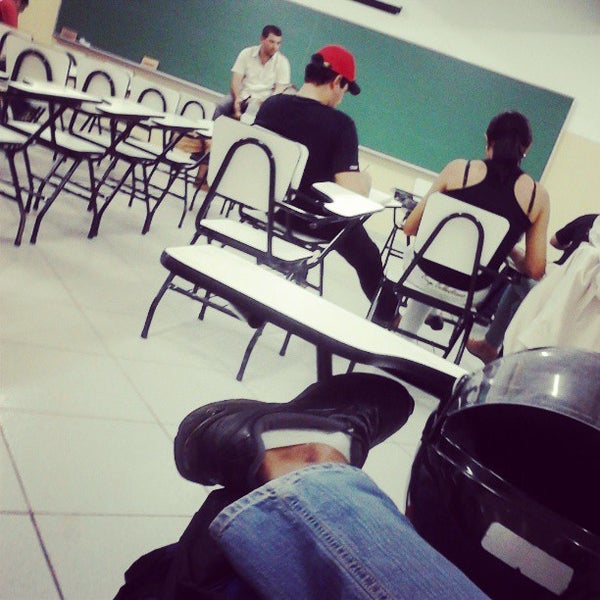 Photo taken at UNOESTE - Universidade do Oeste Paulista by Walisson S. on 5/15/2013