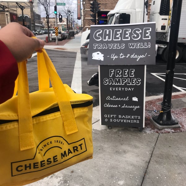 Foto tirada no(a) Wisconsin Cheese Mart por Katheryn em 11/26/2018