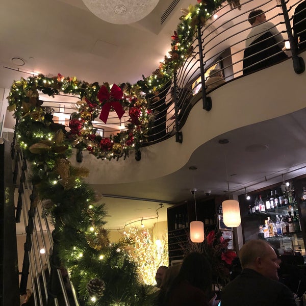 12/19/2019 tarihinde Katherynziyaretçi tarafından Morrell Wine Bar &amp; Cafe'de çekilen fotoğraf